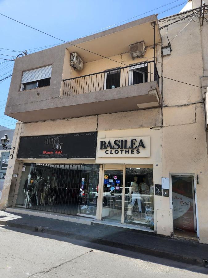 מלון Petit Balcarce סלטה מראה חיצוני תמונה